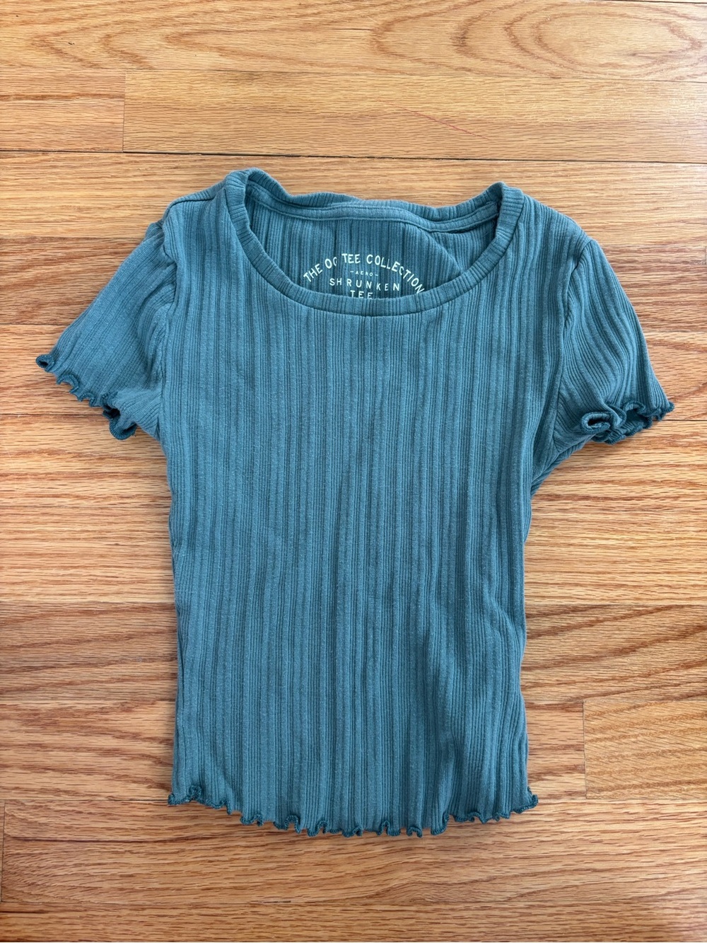 Aeropostale Cropped Ribbed Tee